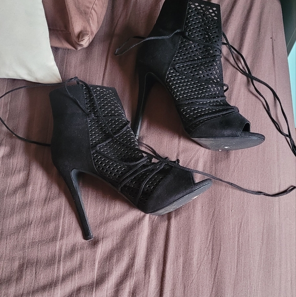 Suede Mesh Heels - Picture 2 of 10